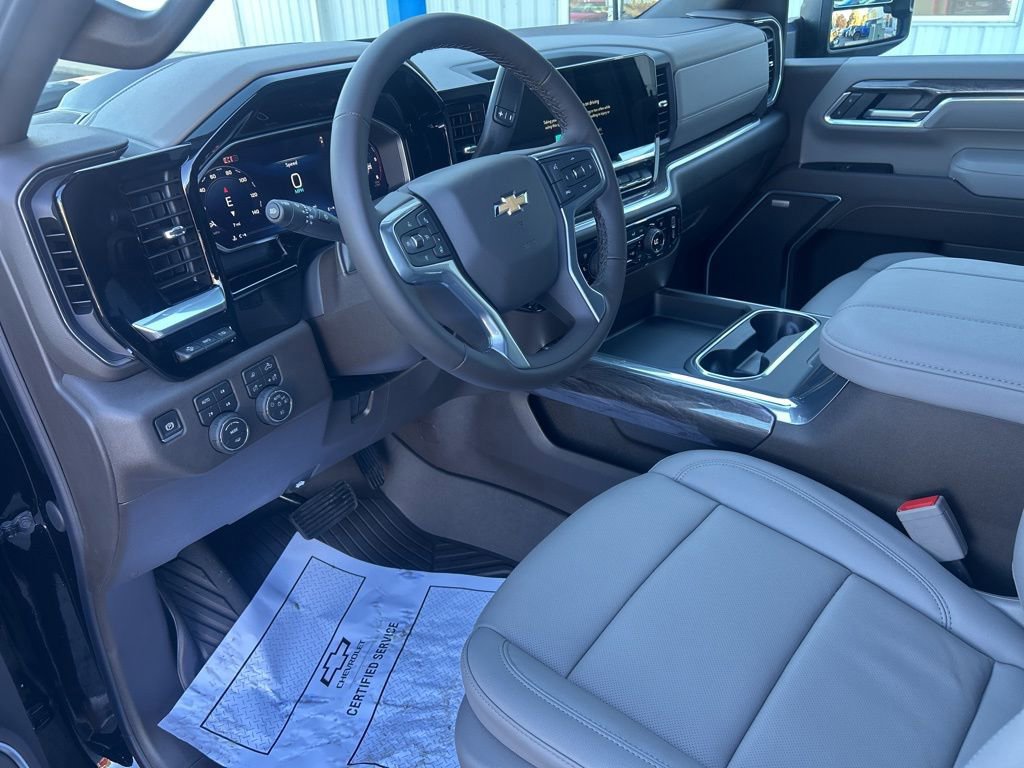 New 2026 Chevrolet Silverado 2500 LTZ w/ LTZ Premium Package image 15