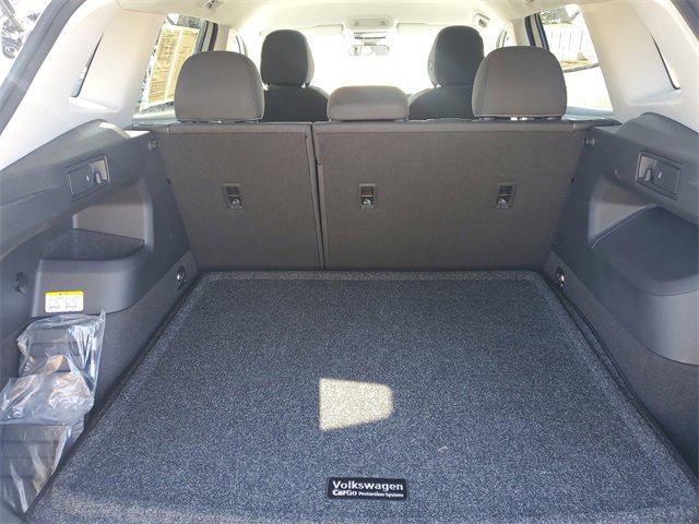 Certified 2025 Volkswagen Tiguan S image 8