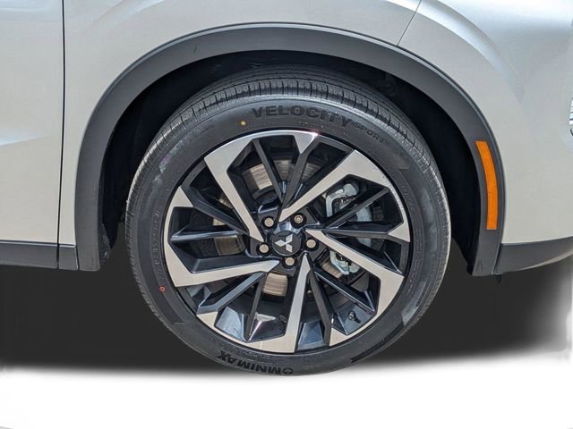 Used 2022 Mitsubishi Outlander SE image 11