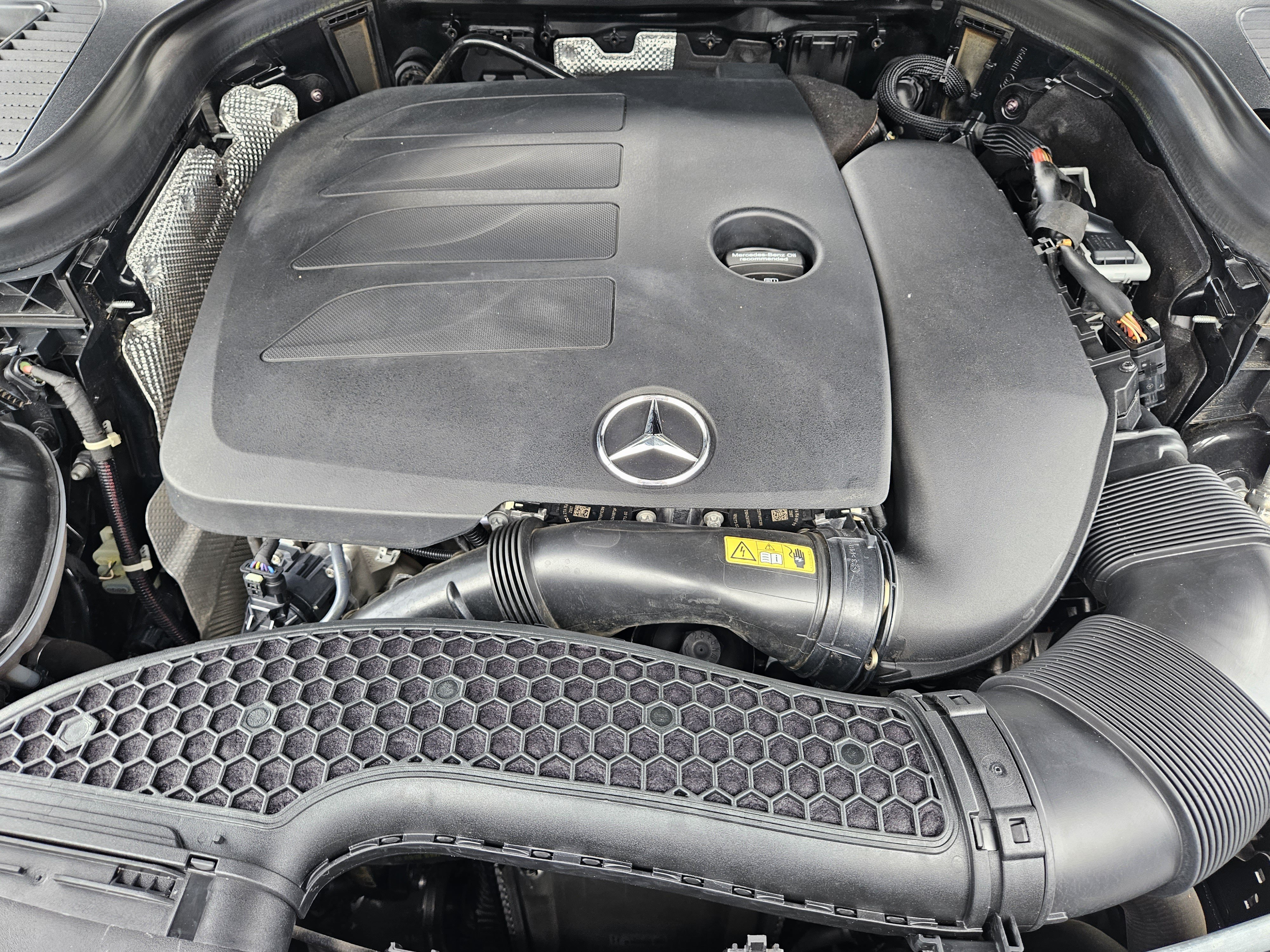 Certified 2021 Mercedes-Benz GLC 300 image 31
