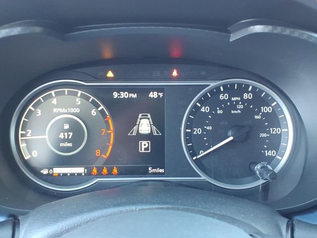 New 2025 Nissan Versa SV w/ Trunk Package FWD image 22