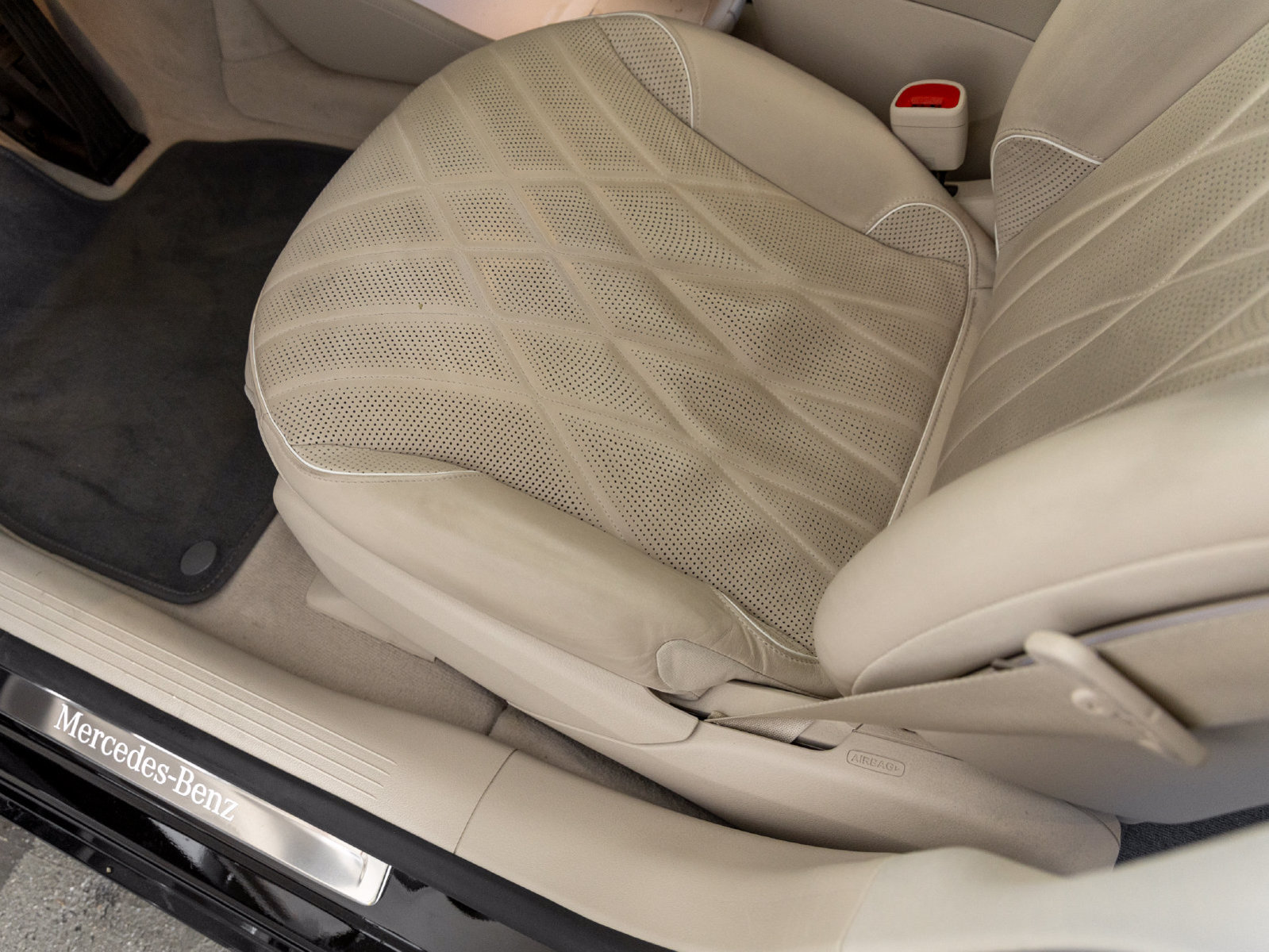 Certified 2023 Mercedes-Benz EQS 580 4MATIC Sedan image 12