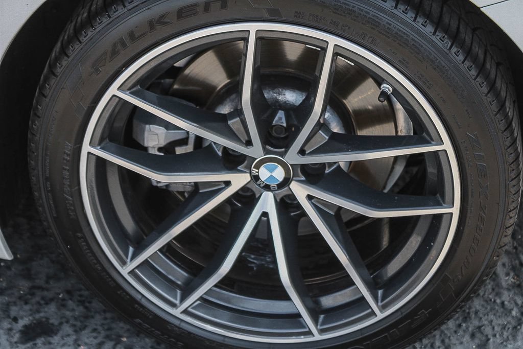 Used 2022 BMW Z4 sDrive30i w/ Driving Assistance Package RWD image 11