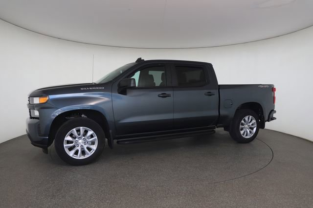 Used 2021 Chevrolet Silverado 1500 Custom w/ LPO, Dark Essentials Package AWD/4WD image 4