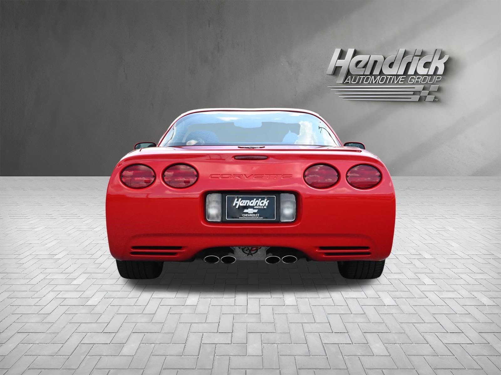 Used 2004 Chevrolet Corvette Coupe RWD image 10
