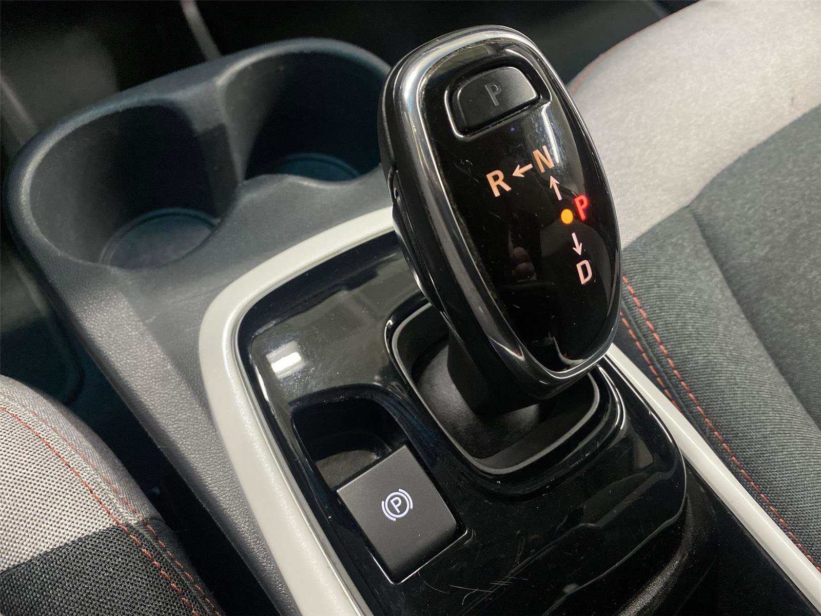 Used 2017 Chevrolet Bolt LT image 24