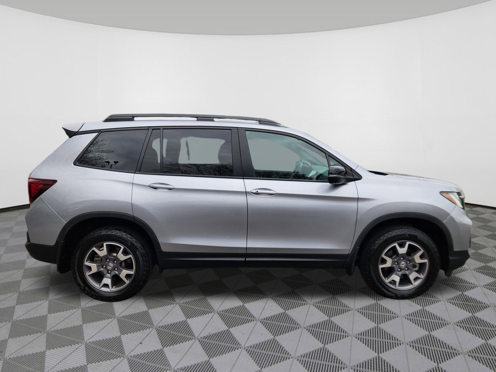 Certified 2022 Honda Passport TrailSport image 6