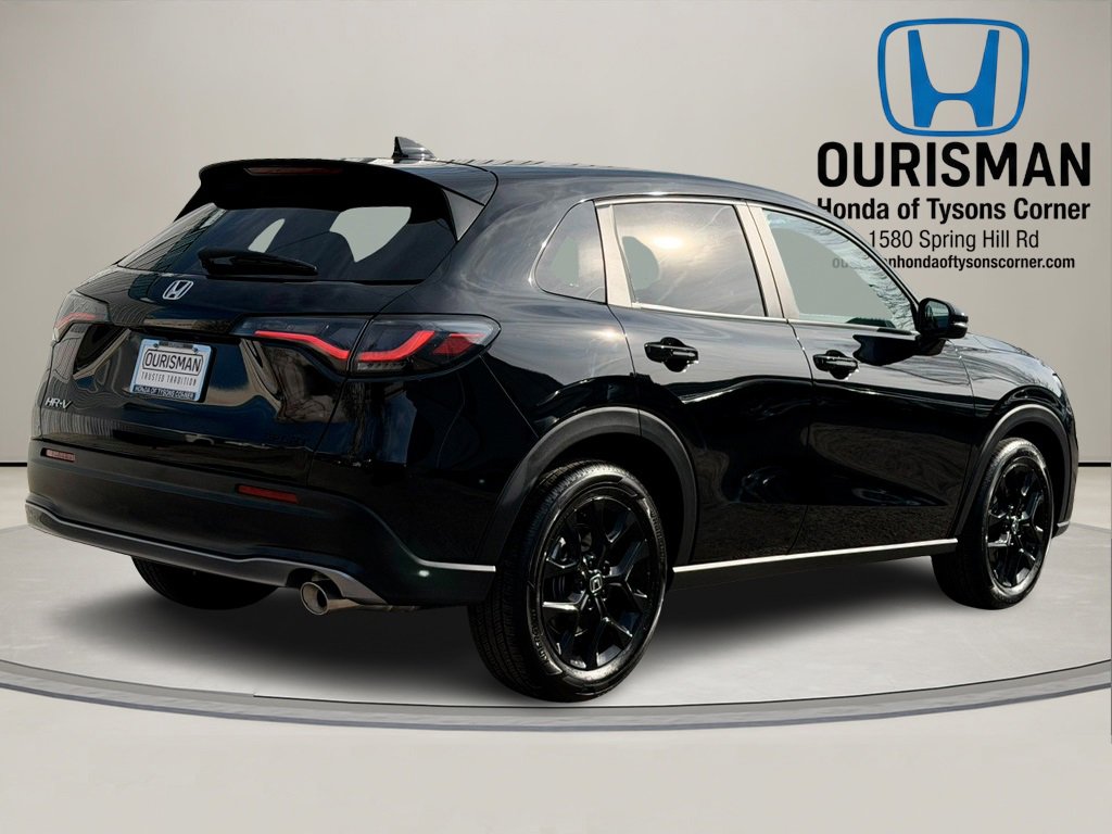 Used 2023 Honda HR-V Sport image 3