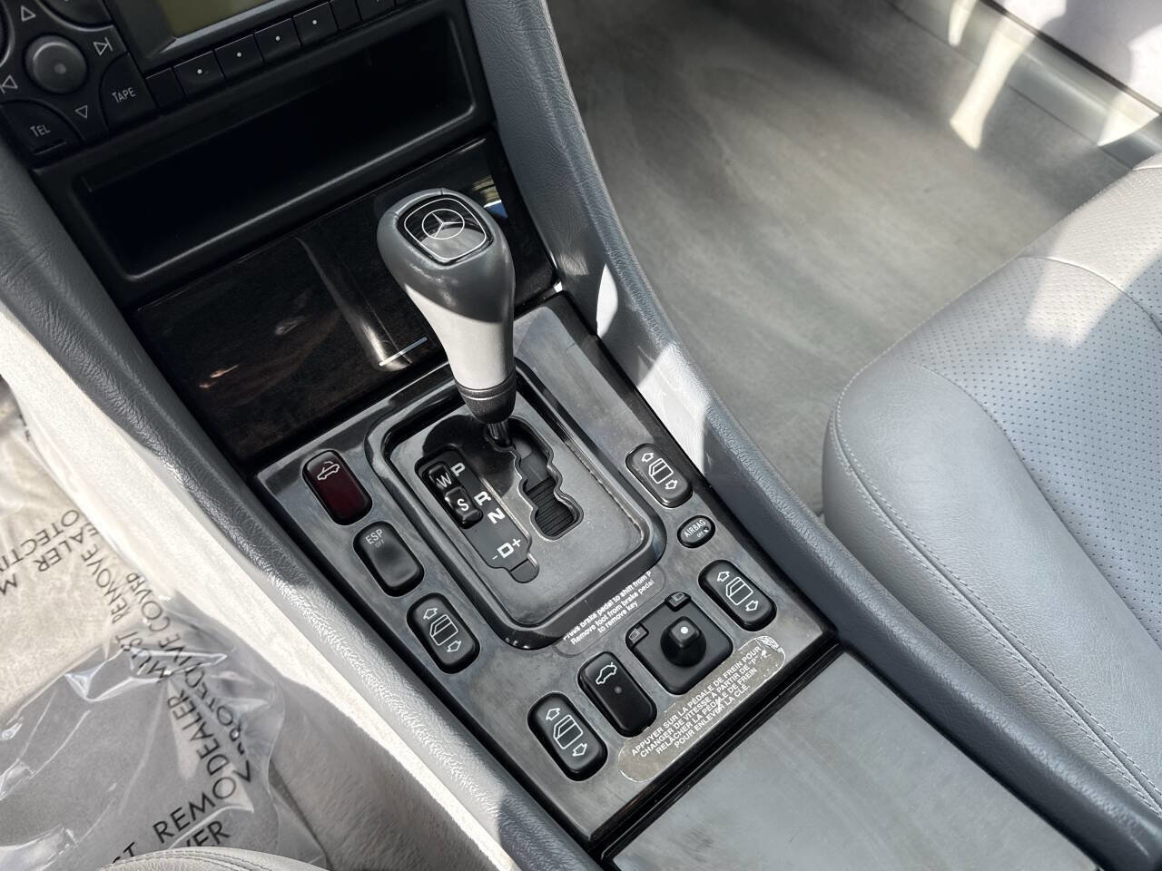 Used 2000 Mercedes-Benz CLK 430 Cabriolet image 61