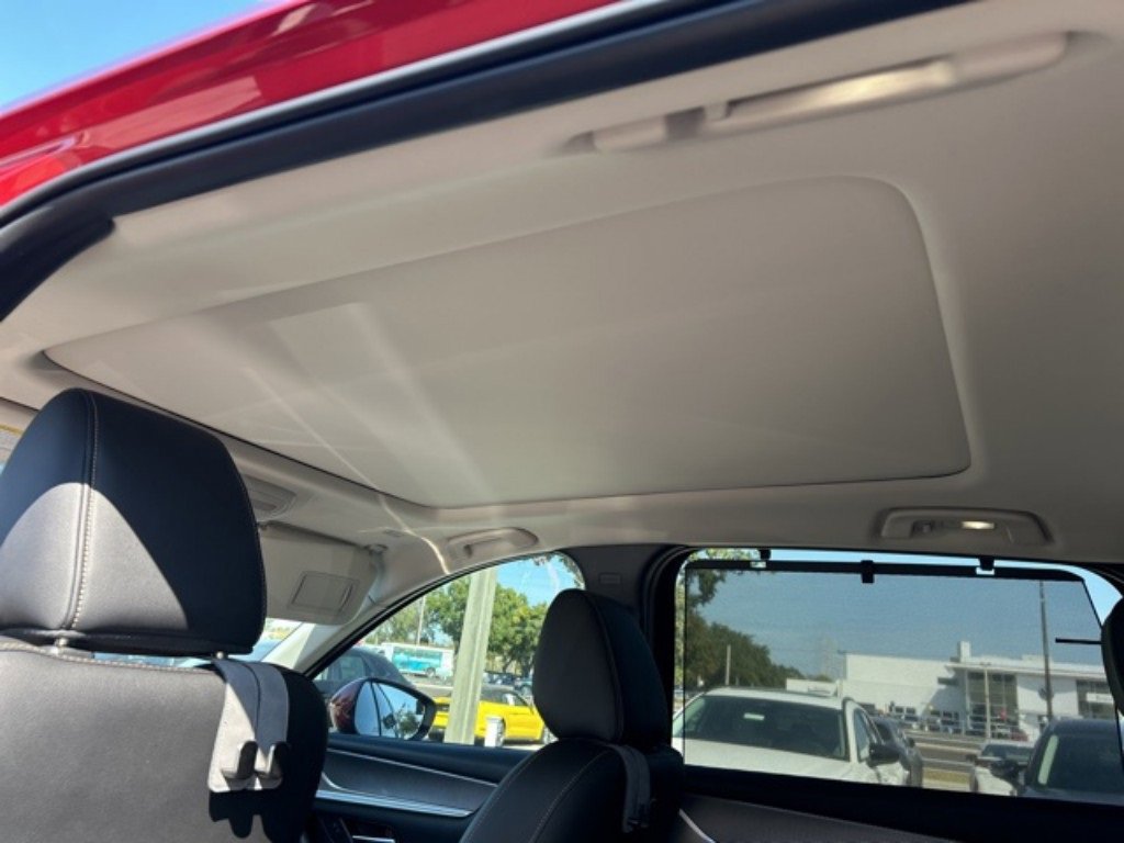 Certified 2024 MAZDA CX-90 Plug-In Hybrid w/ Premium Pkg image 17