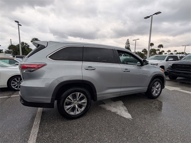 Used 2015 Toyota Highlander XLE image 13