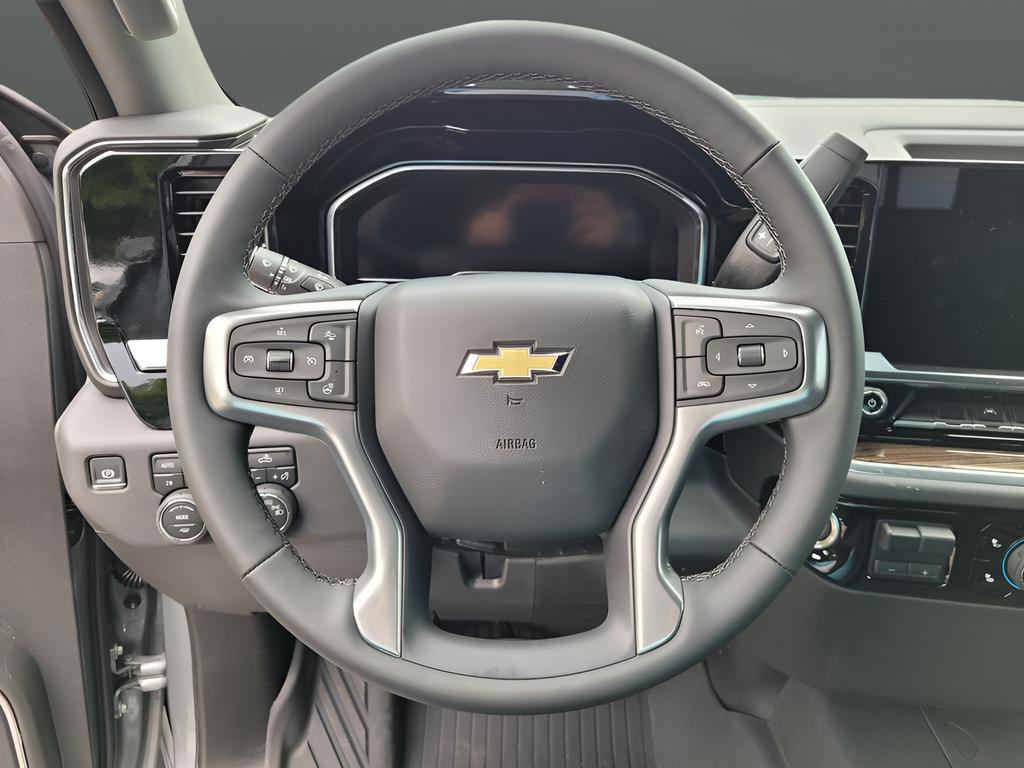 New 2025 Chevrolet Silverado 1500 LT image 12