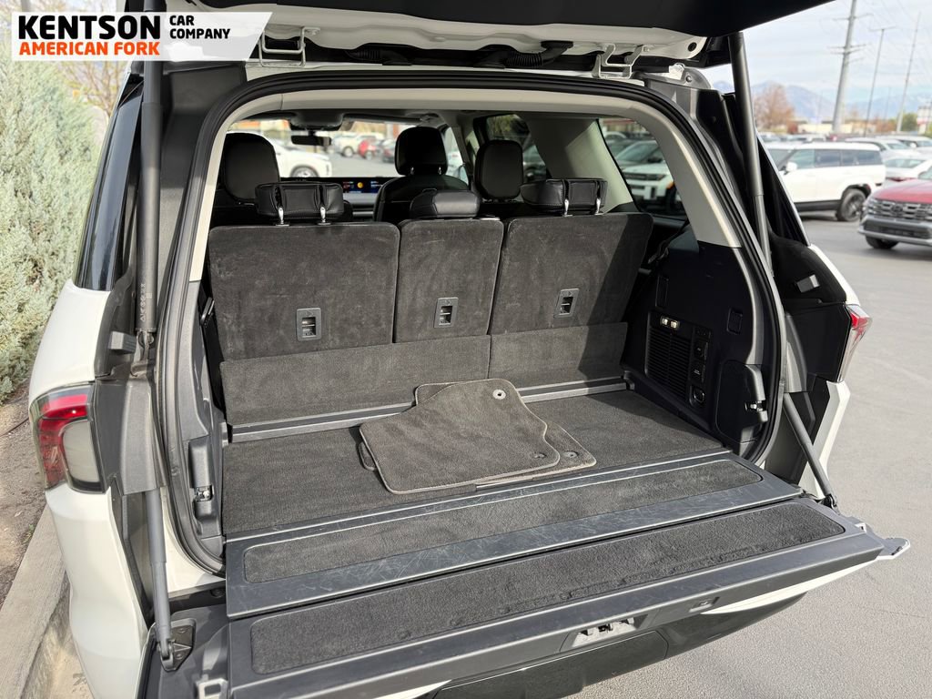 Used 2025 Lincoln Navigator Reserve image 42