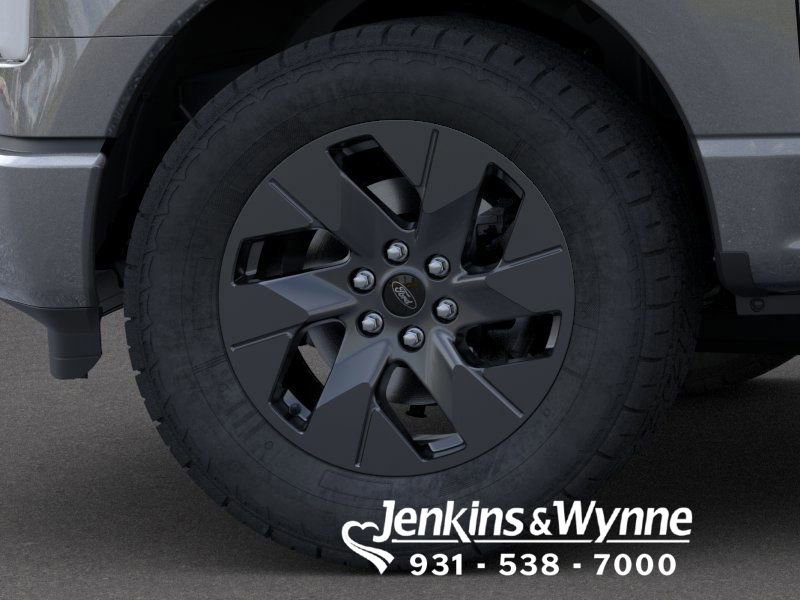 New 2025 Ford F150 Lightning Flash AWD/4WD image 26