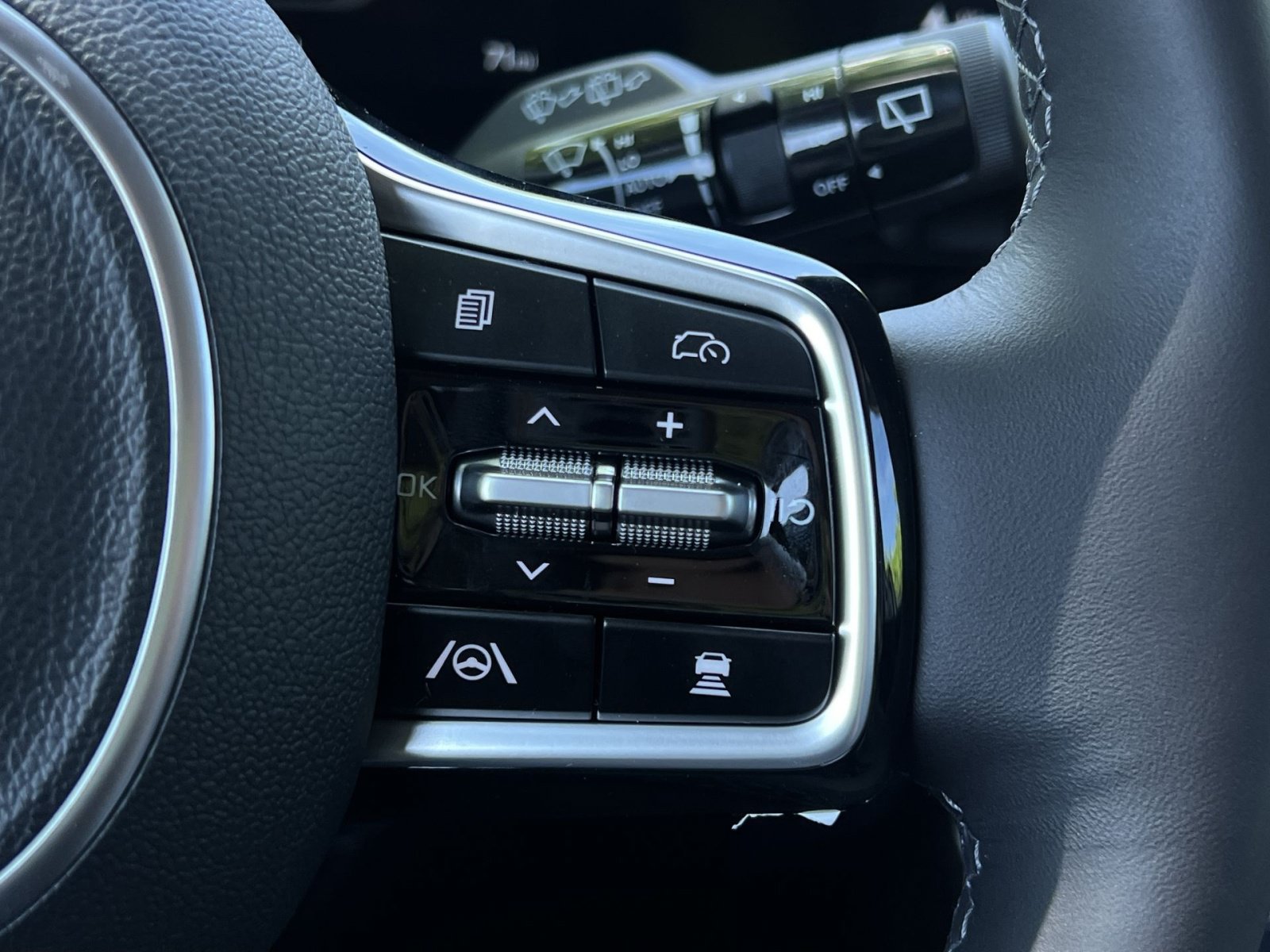 New 2026 Kia Carnival SX Prestige FWD image 37