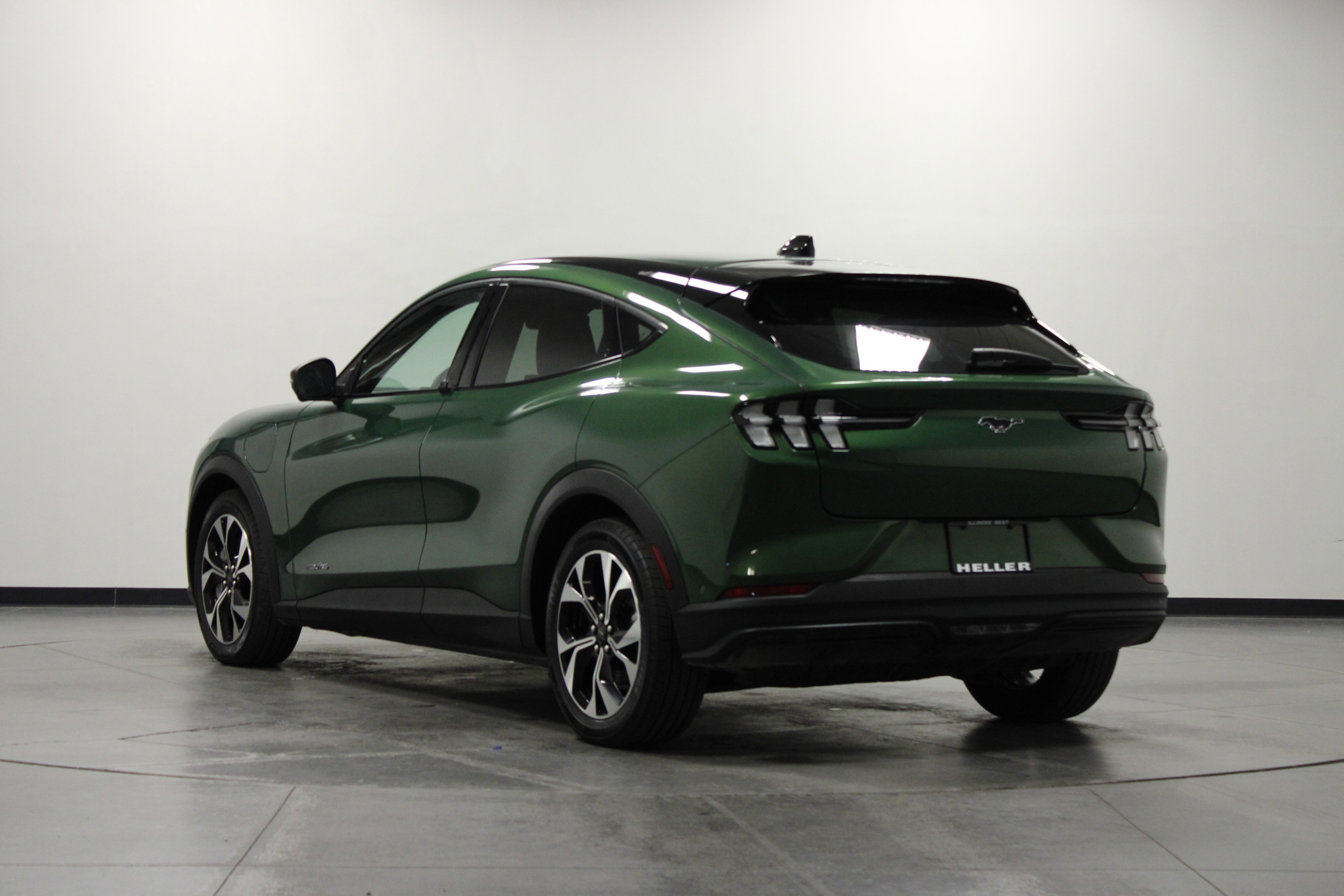 Used 2024 Ford Mustang Mach-E Select w/ Comfort Package Lite image 6