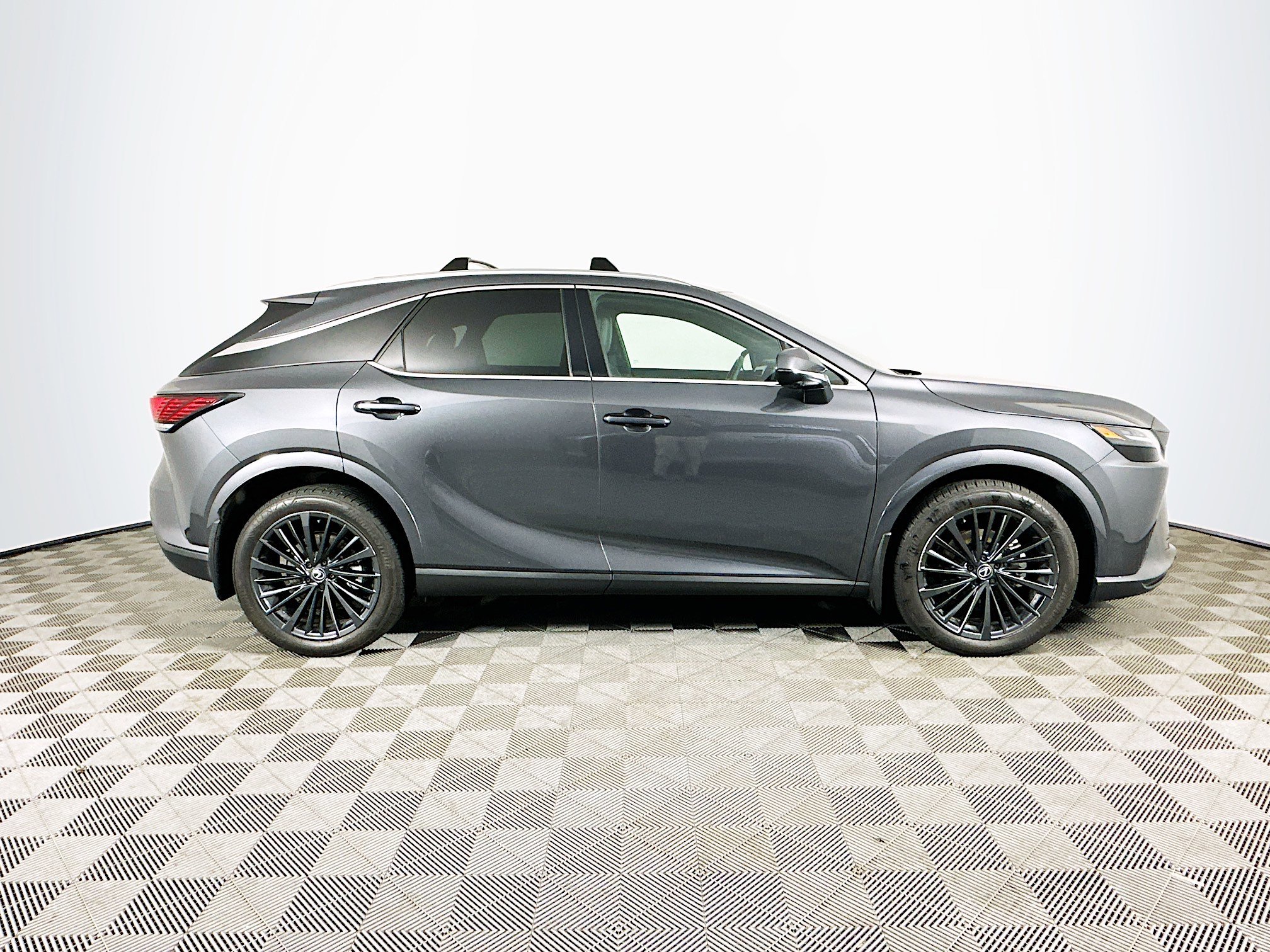 Certified 2025 Lexus RX 350h w/ Convenience Package image 8