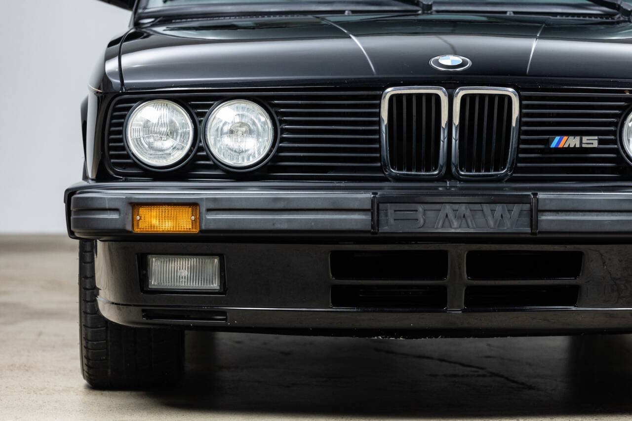 Used 1988 BMW M5 RWD image 13