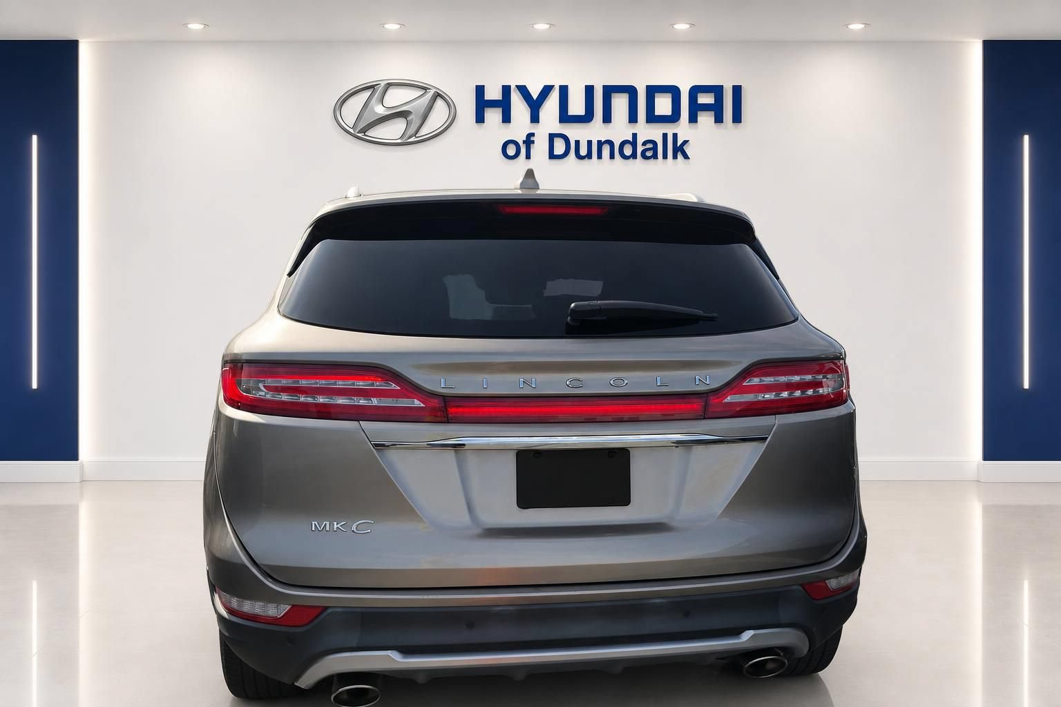 Used 2019 Lincoln MKC Select w/ Select Plus Package AWD/4WD image 5