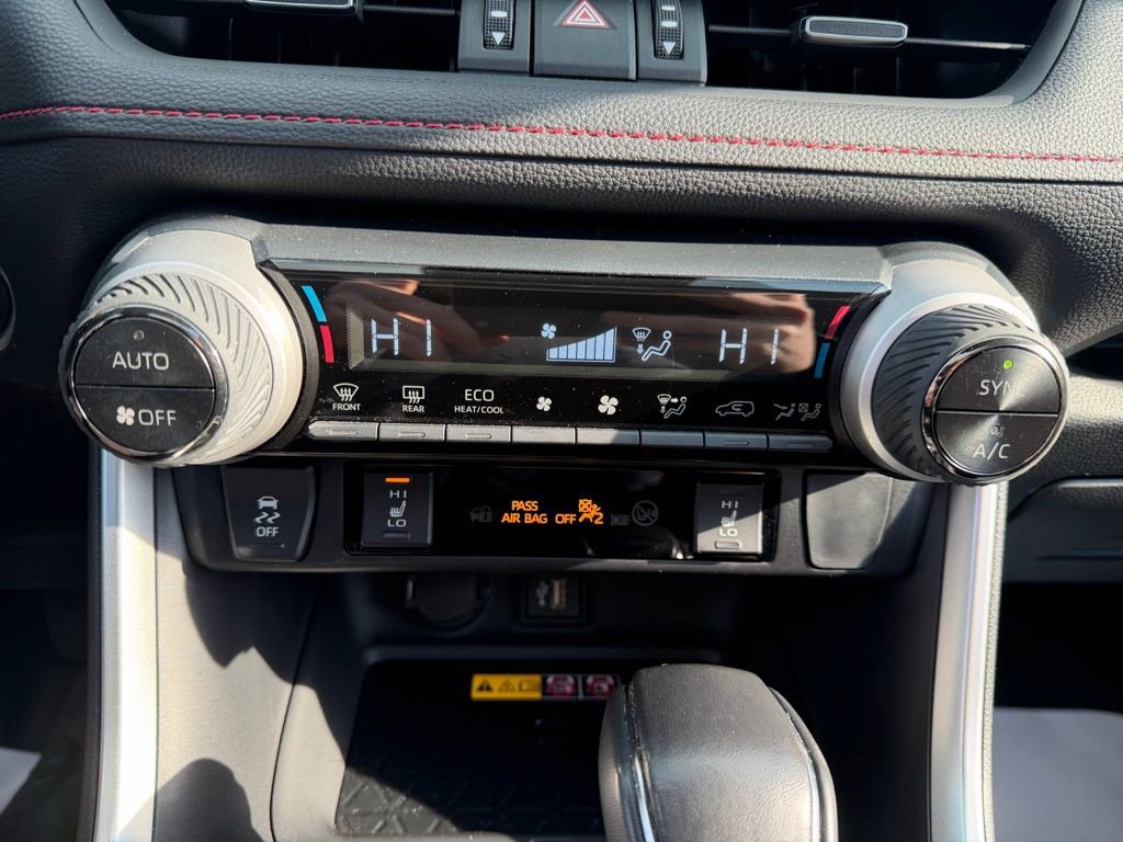Used 2024 Toyota RAV4 XSE w/ Weather Package image 21