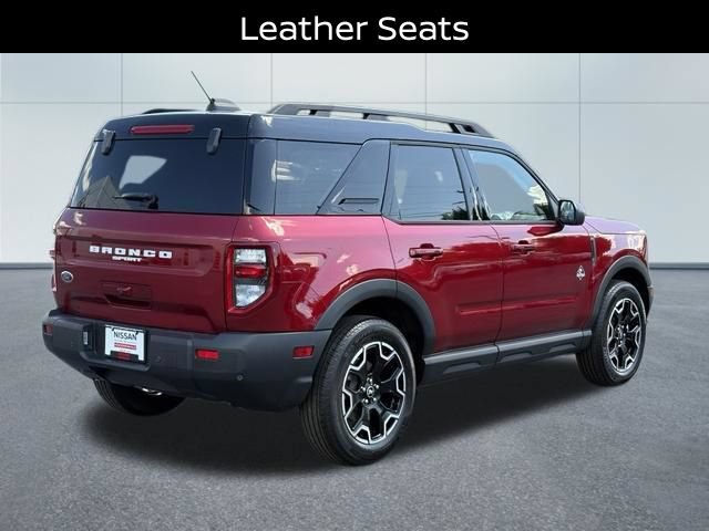 Used 2025 Ford Bronco Sport Outer Banks AWD/4WD image 3