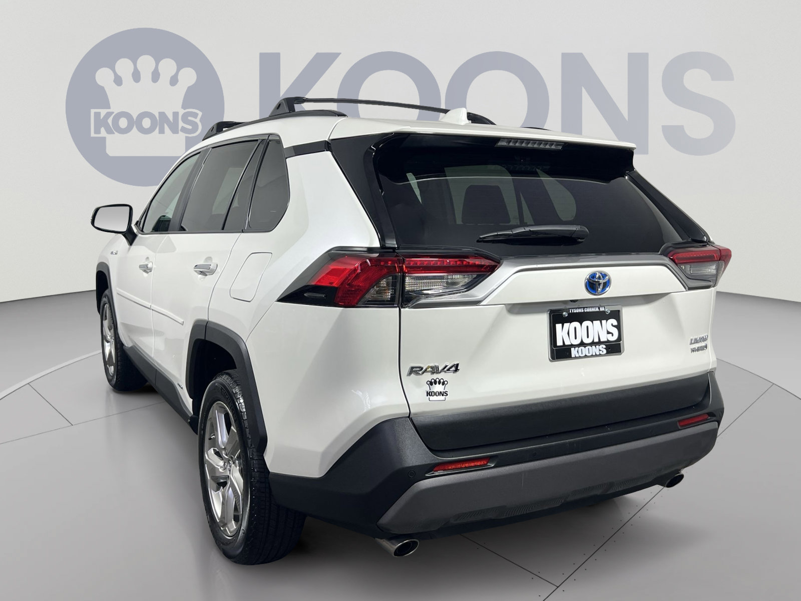 Used 2019 Toyota RAV4 Limited AWD/4WD image 4