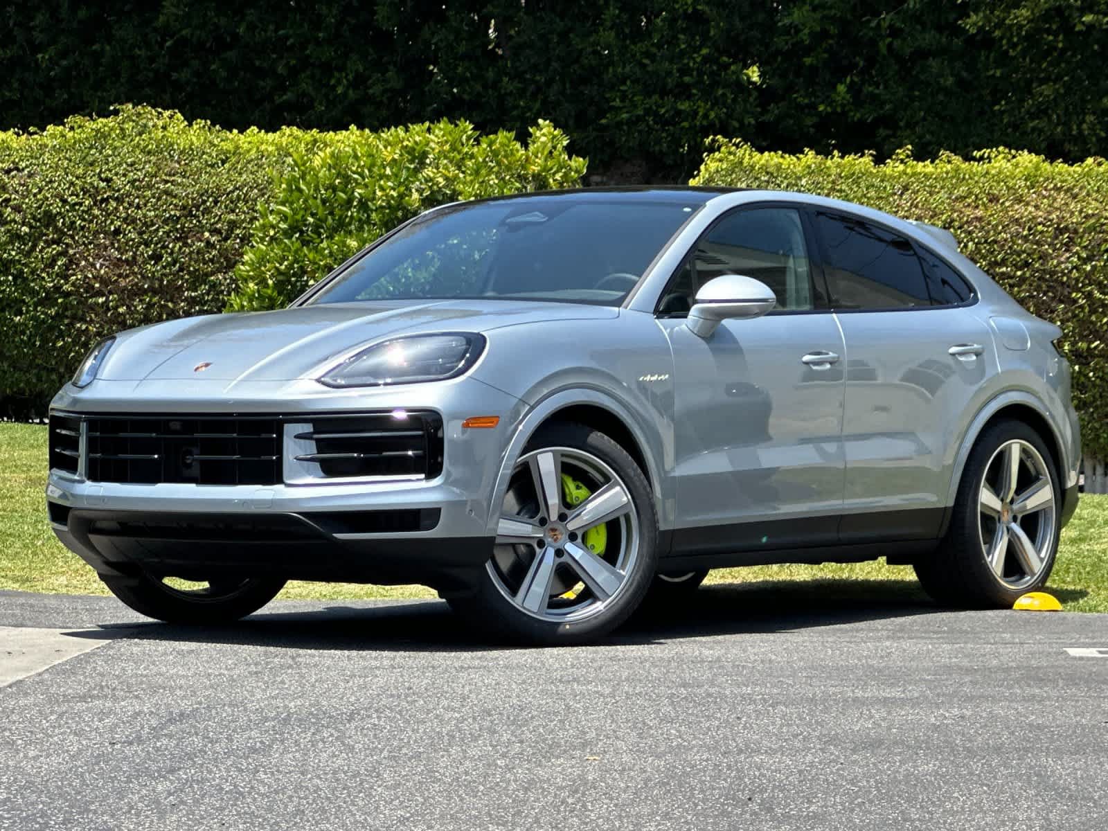 New 2026 Porsche Cayenne S AWD/4WD image 1