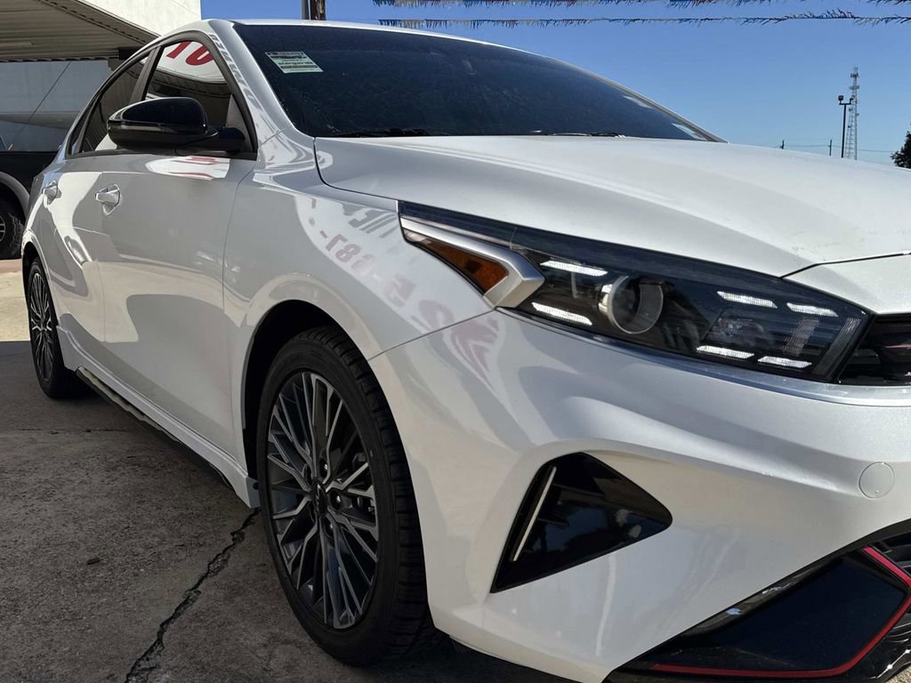 Used 2024 Kia Forte GT-Line w/ GT-Line Premium Package image 18