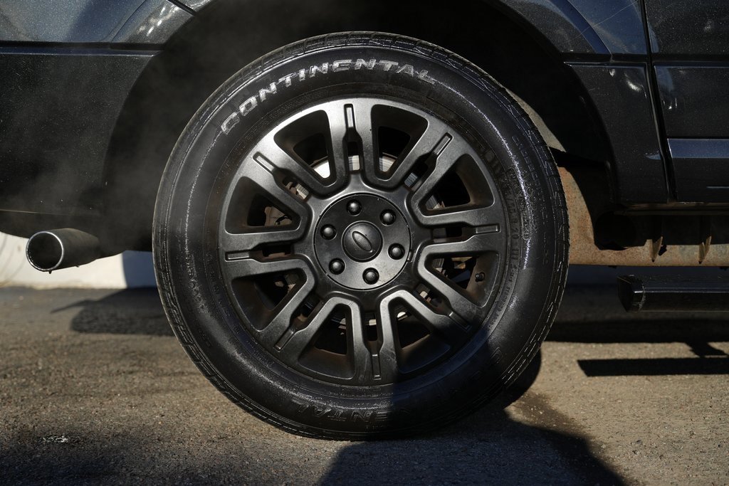 Used 2013 Ford Expedition EL Limited image 11