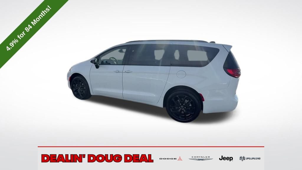 New 2026 Chrysler Pacifica Limited image 36