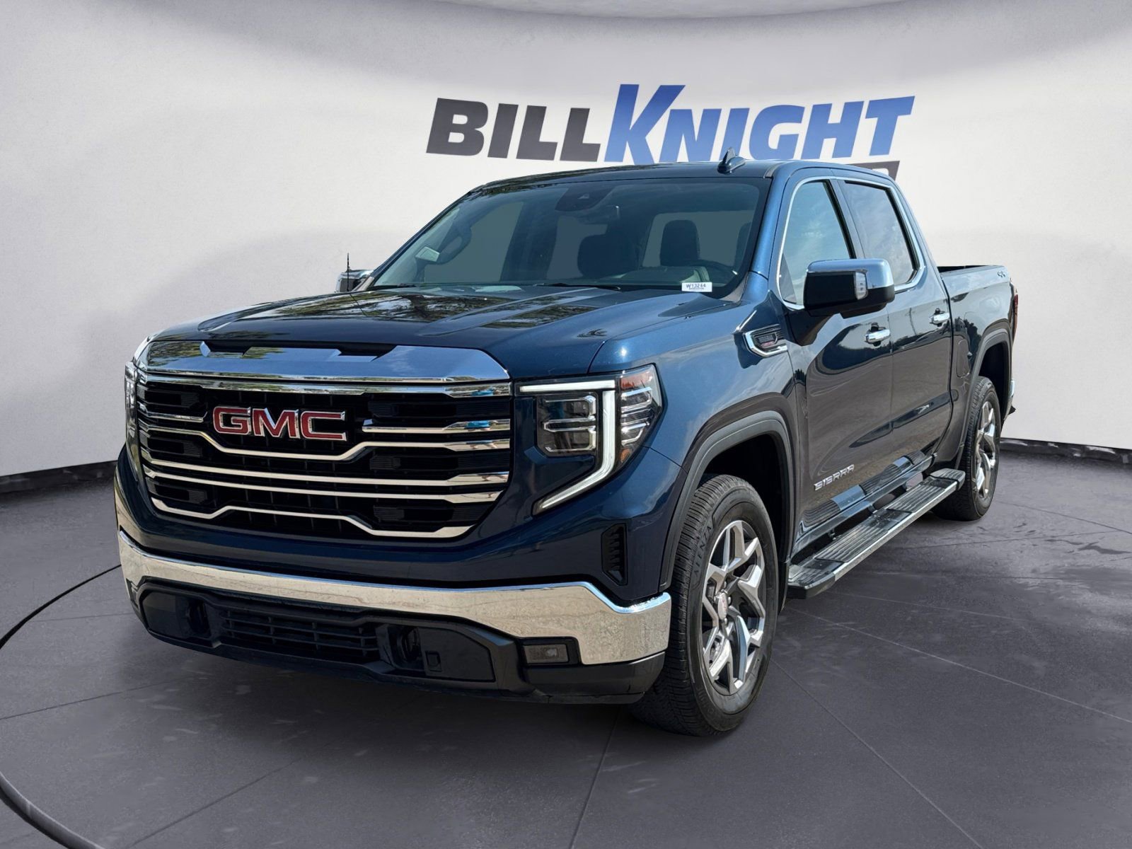 Used 2023 GMC Sierra 1500 SLT w/ SLT Premium Package
