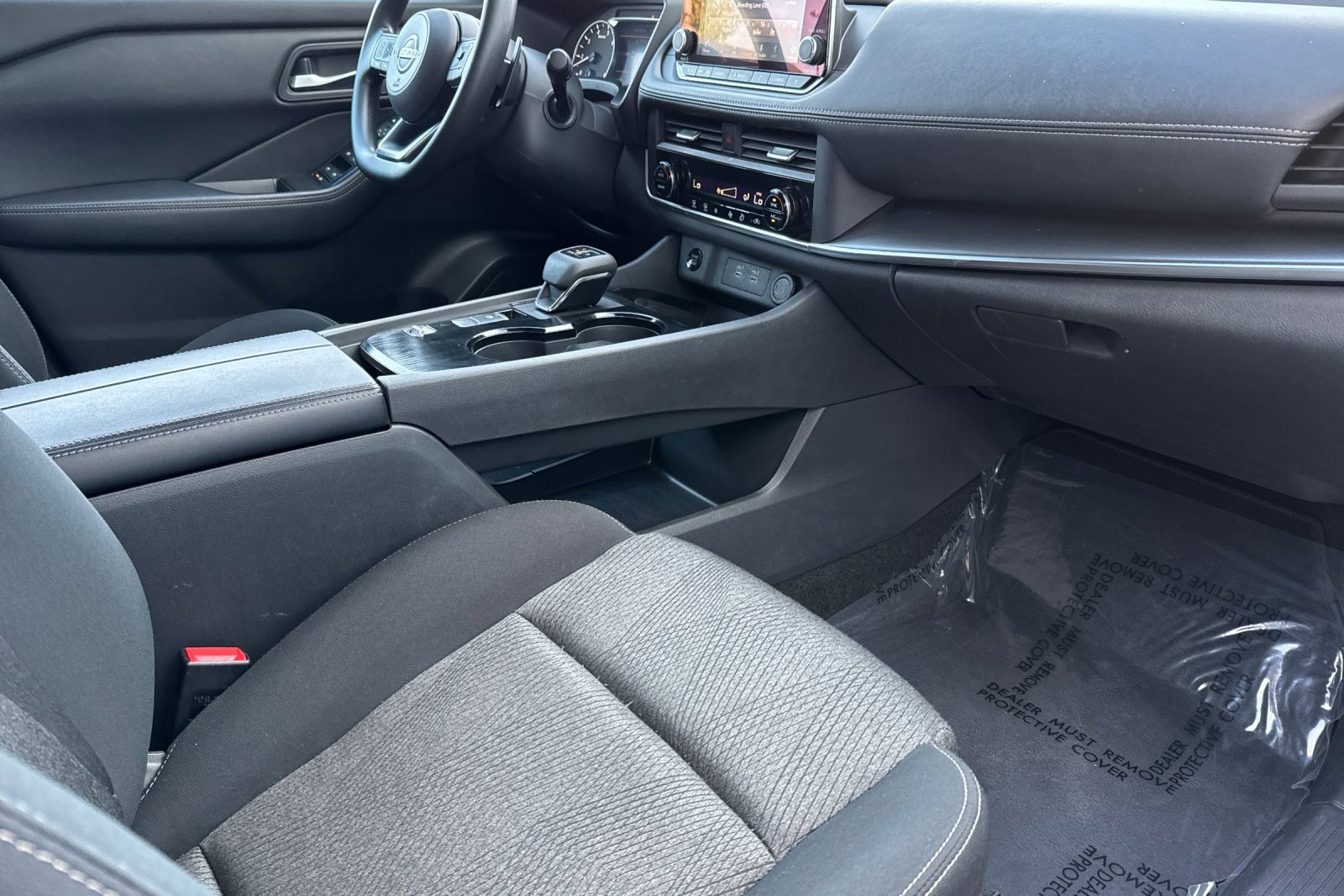 Certified 2024 Nissan Rogue SV image 18