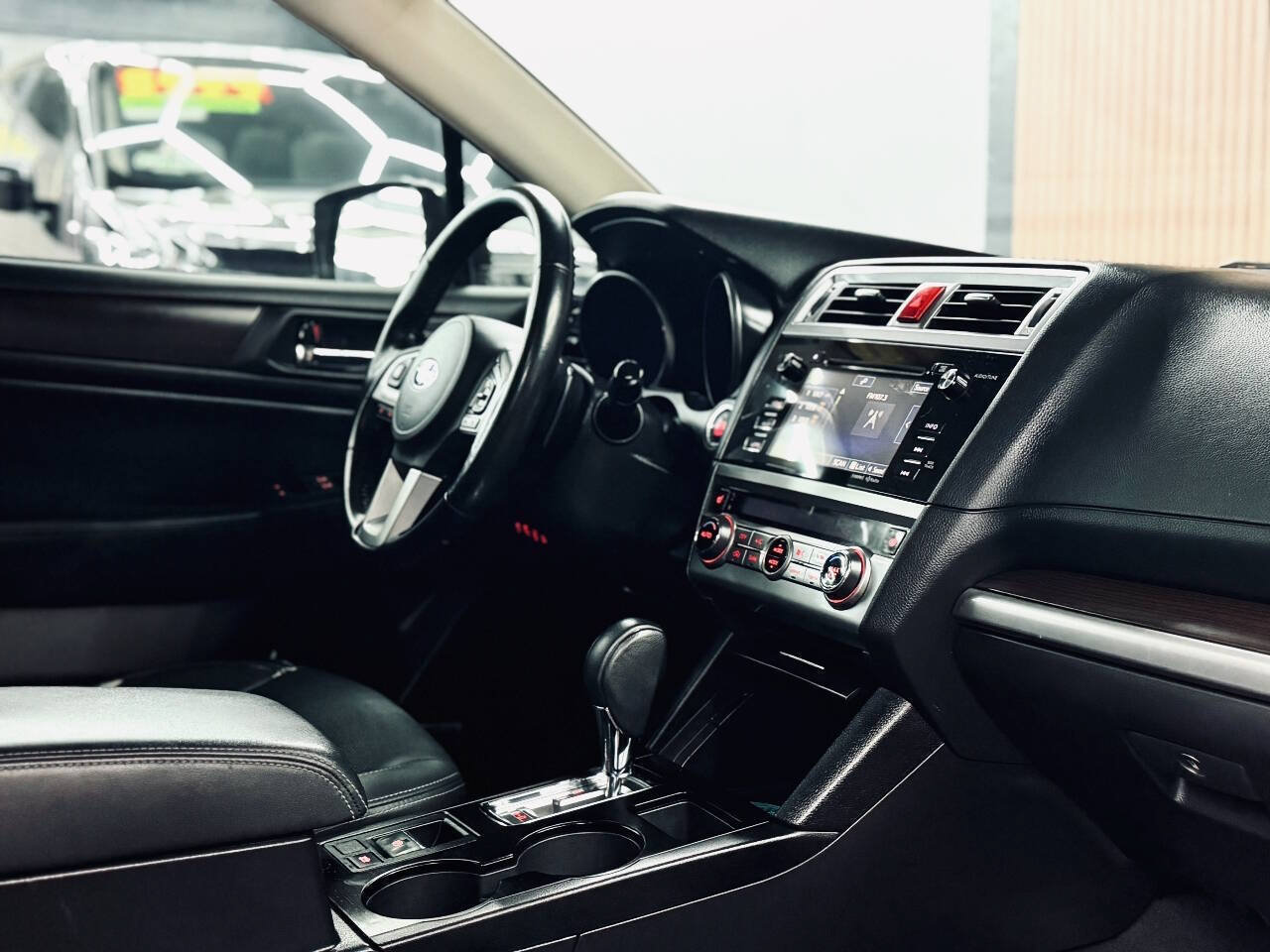Used 2016 Subaru Legacy 2.5i Limited AWD/4WD image 5