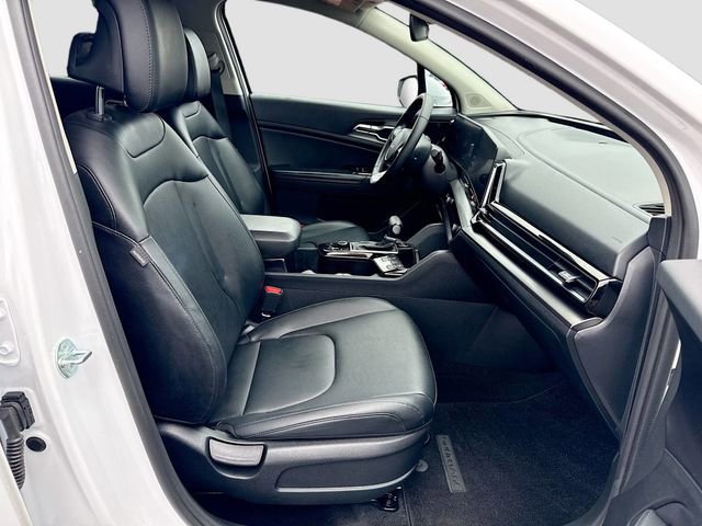 Certified 2024 Kia Sportage EX image 32