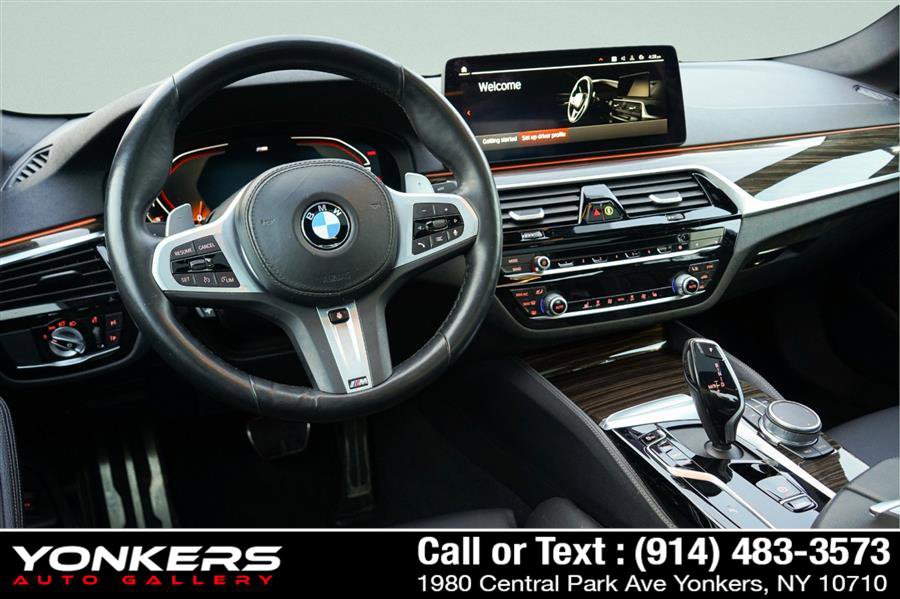 Used 2022 BMW 540i xDrive w/ M Sport Package image 35