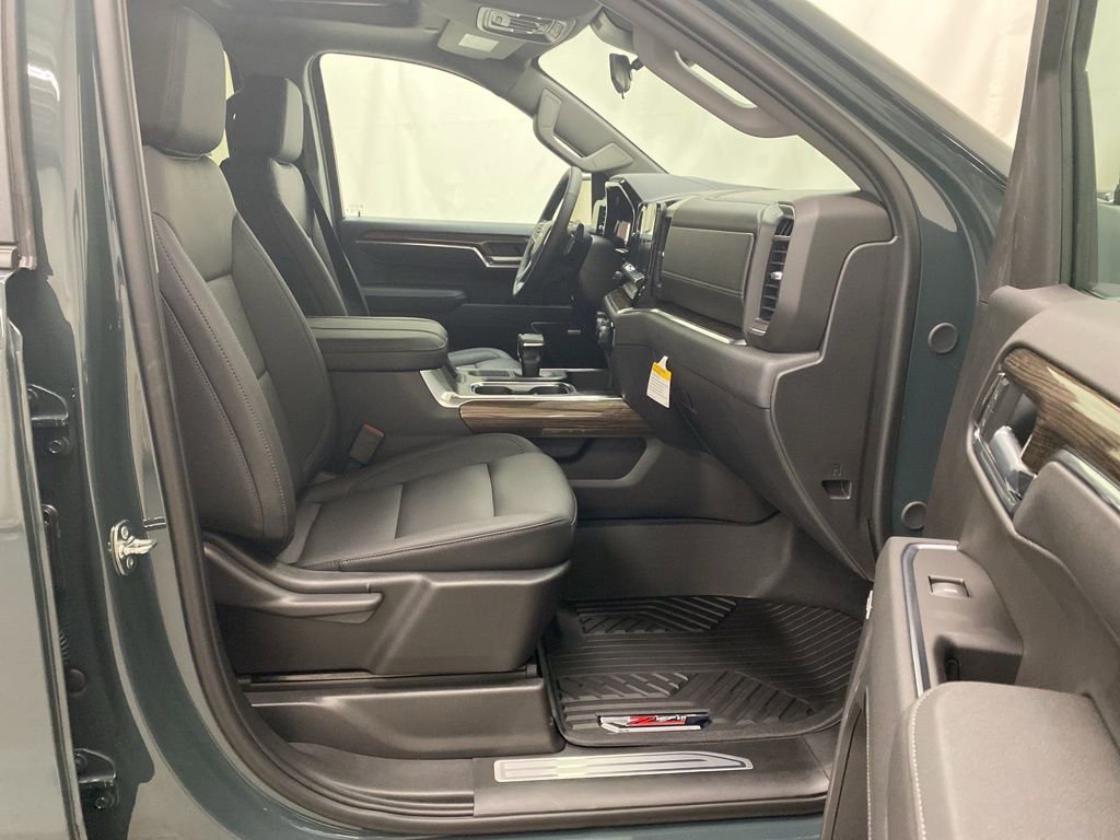New 2026 Chevrolet Silverado 1500 LT Trail Boss w/ Safety Package image 15