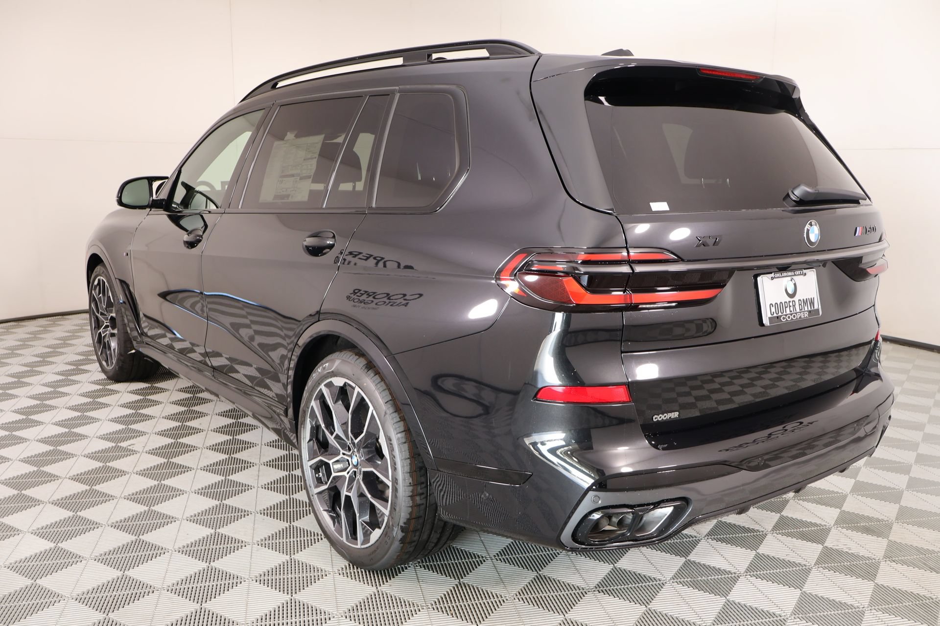 New 2027 BMW X7 M60i AWD/4WD image 25