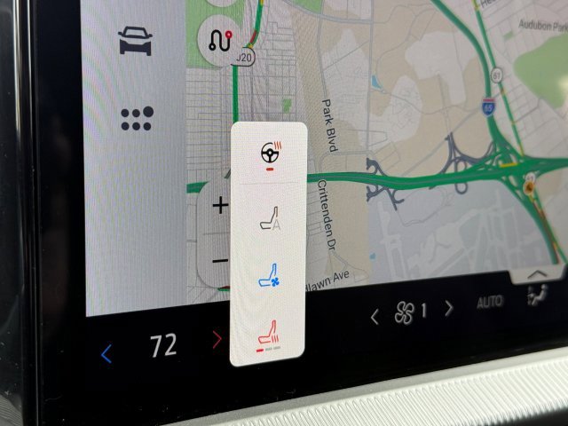 Certified 2025 Ford Explorer Platinum w/ LUX Leather Package image 36