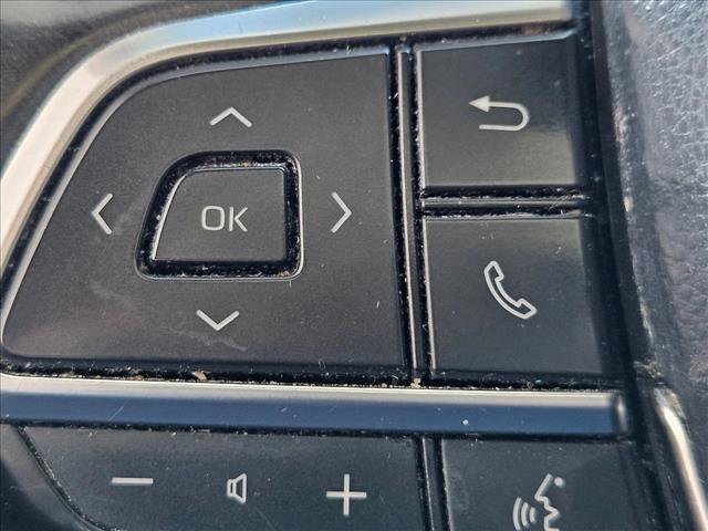 Used 2021 Toyota Highlander XSE image 17