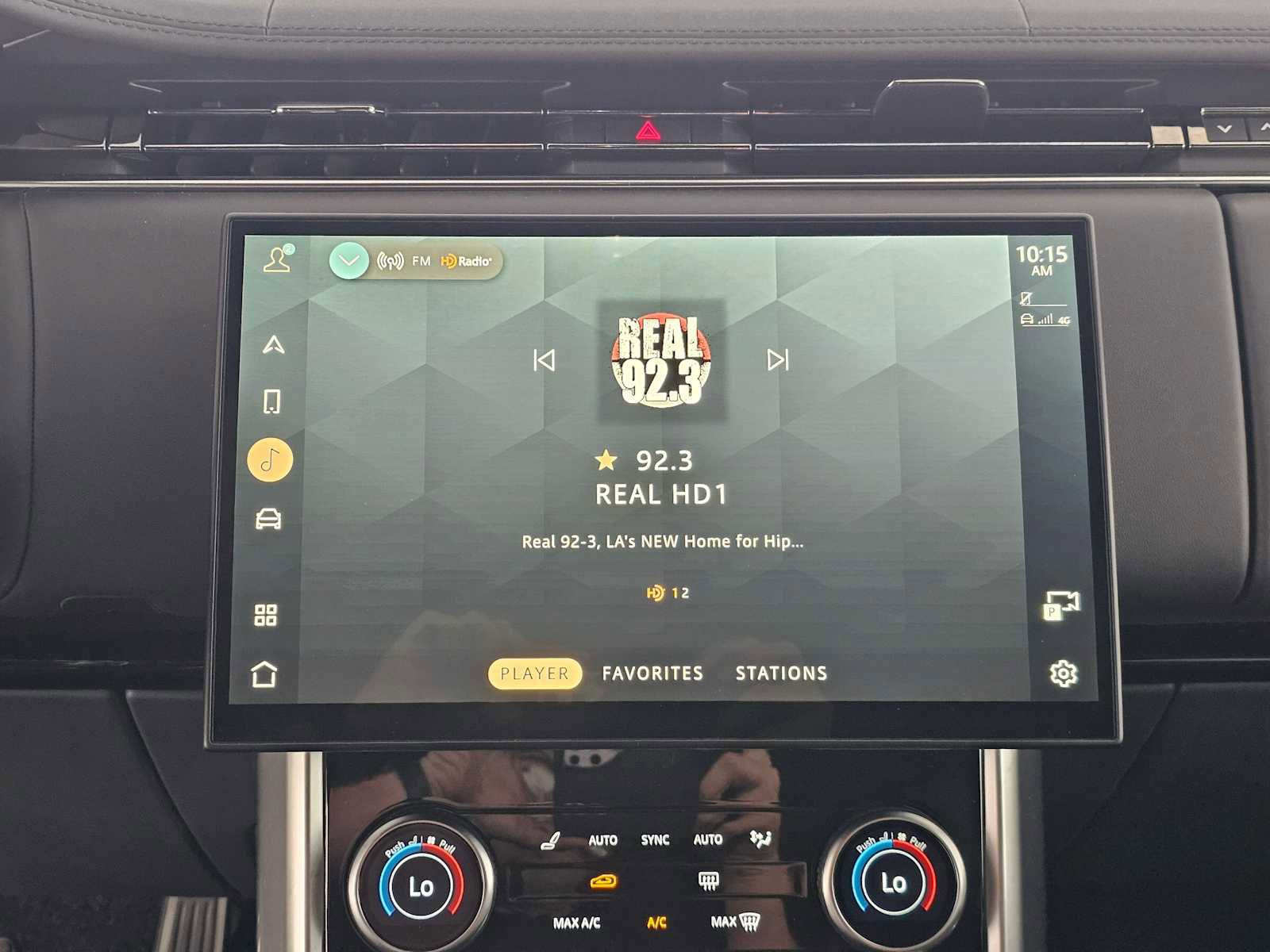 Used 2023 Land Rover Range Rover SE AWD/4WD image 25