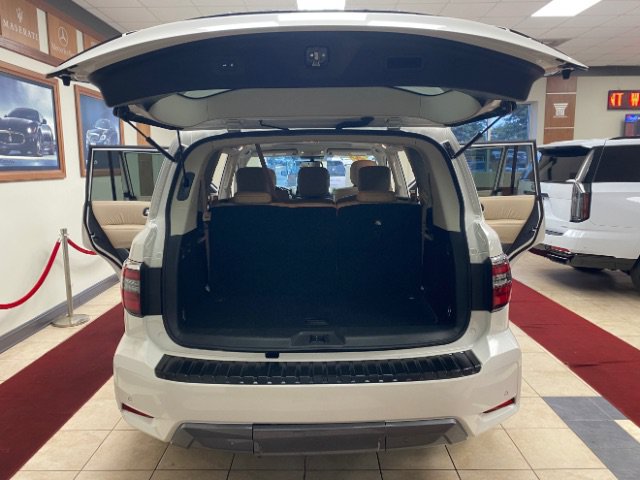 Used 2023 Nissan Armada SL w/ Cargo Package AWD/4WD image 7