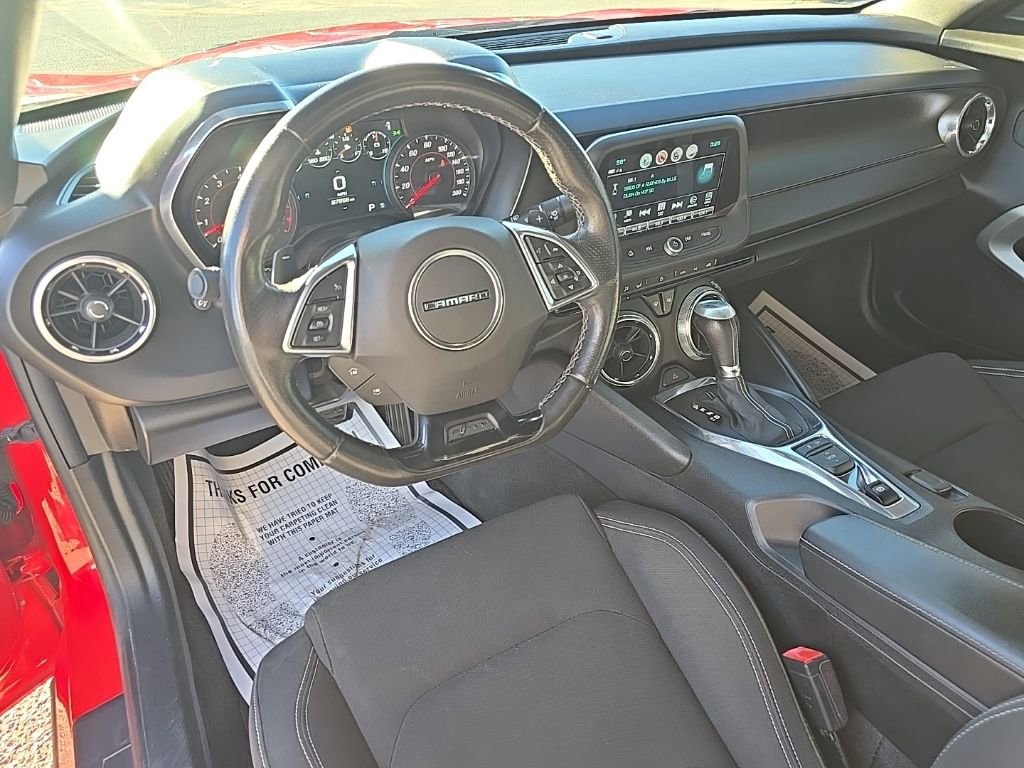 Used 2017 Chevrolet Camaro SS image 15