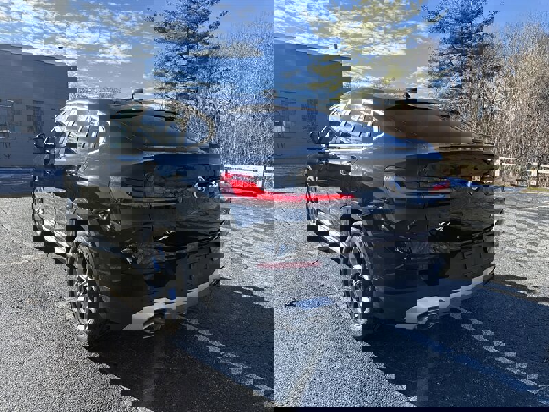 Used 2023 BMW X4 xDrive30i w/ Premium Package image 4