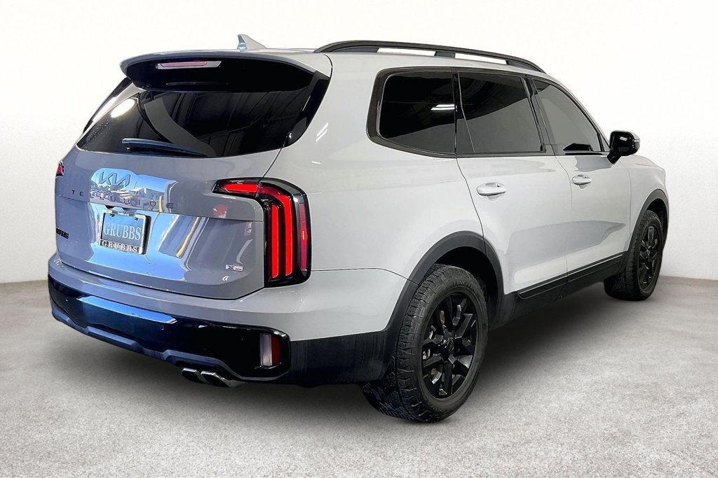 Used 2025 Kia Telluride SX Prestige X-Pro AWD/4WD image 2