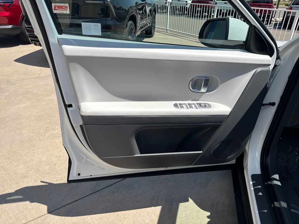 Used 2024 Hyundai Ioniq 5 SEL AWD/4WD image 10