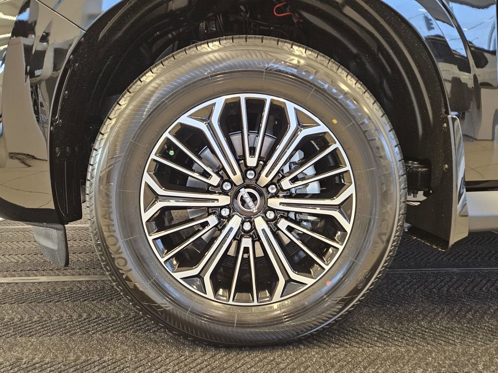 New 2026 Nissan Armada Platinum image 12