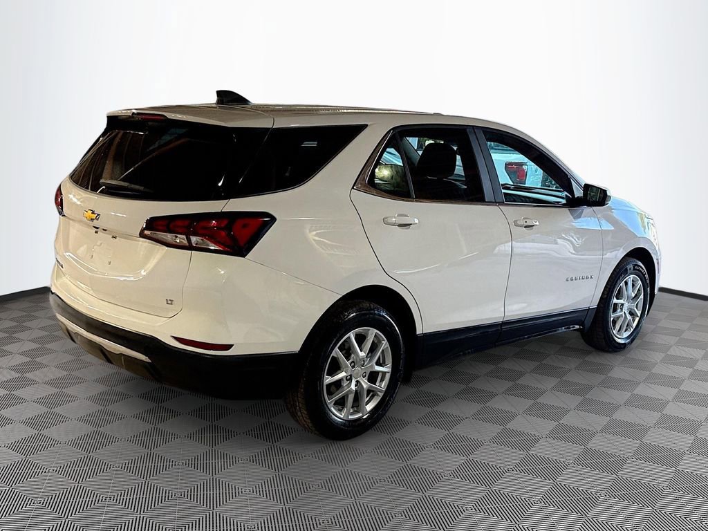 Used 2022 Chevrolet Equinox LT w/ Driver Convenience Package FWD image 6