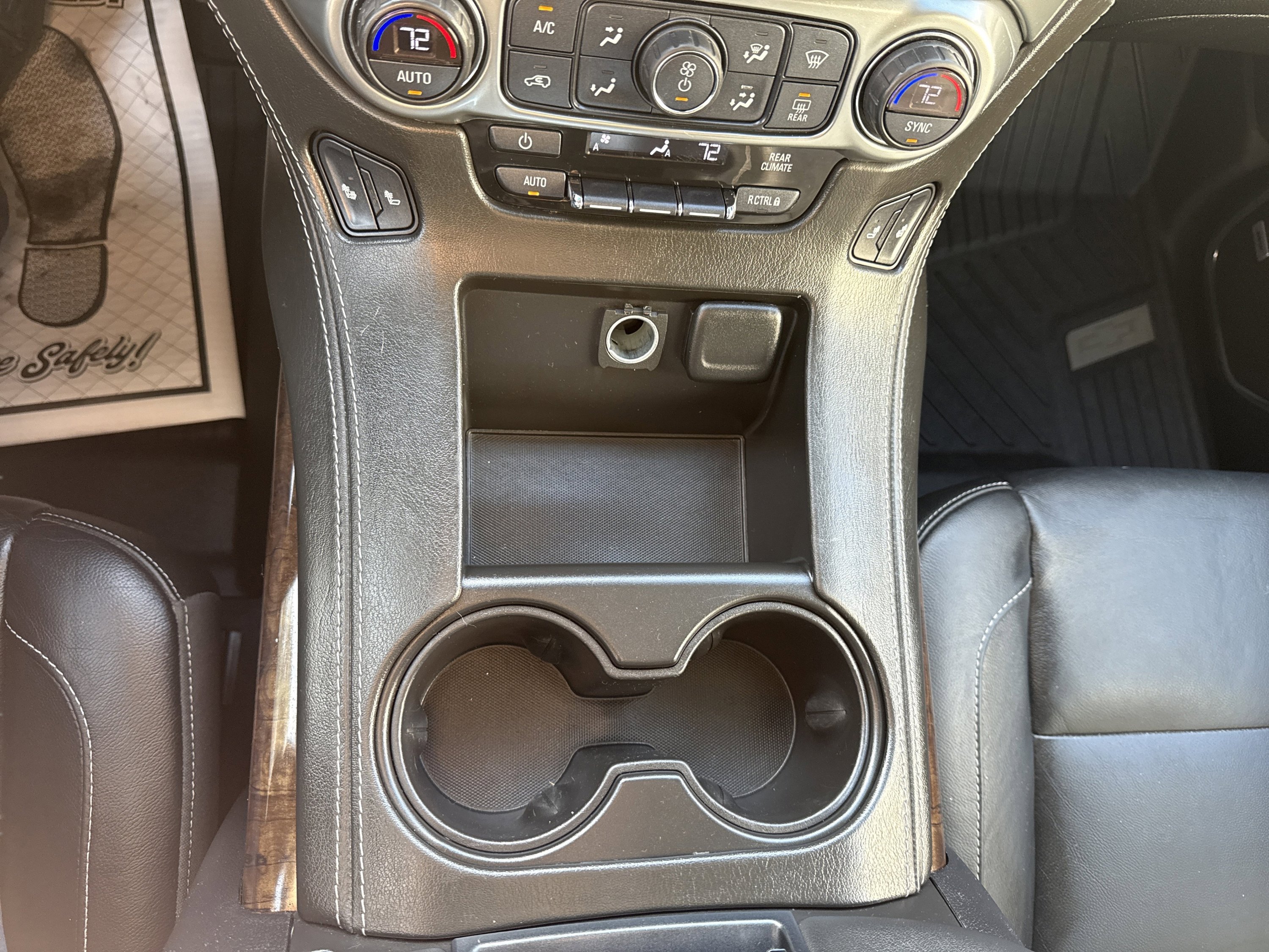 Used 2019 Chevrolet Suburban LT image 19