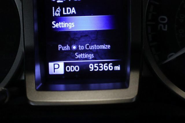 Certified 2020 Toyota Tacoma Limited image 17