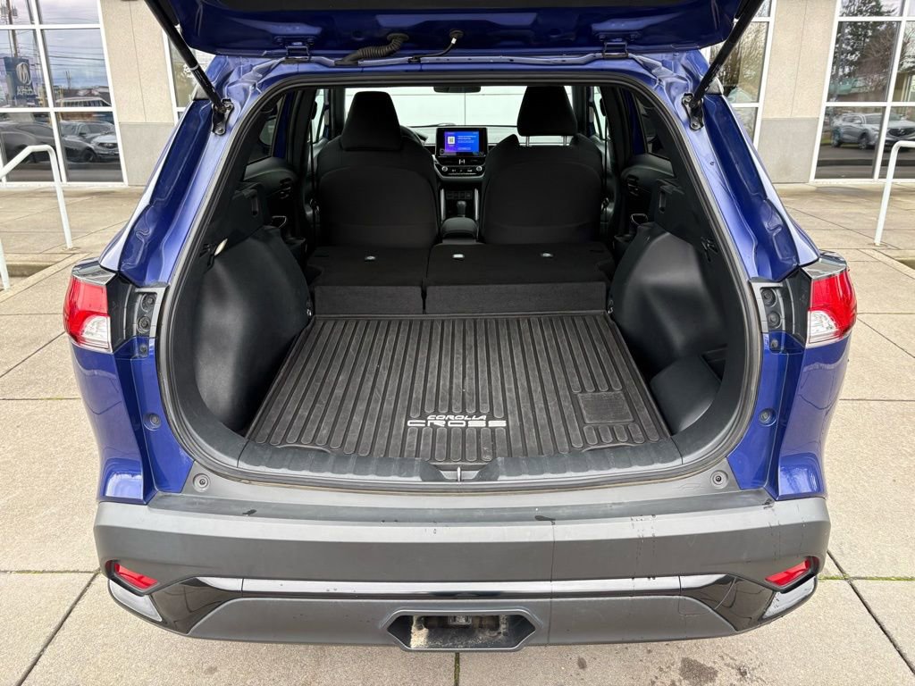 Used 2024 Toyota Corolla Cross SE image 20